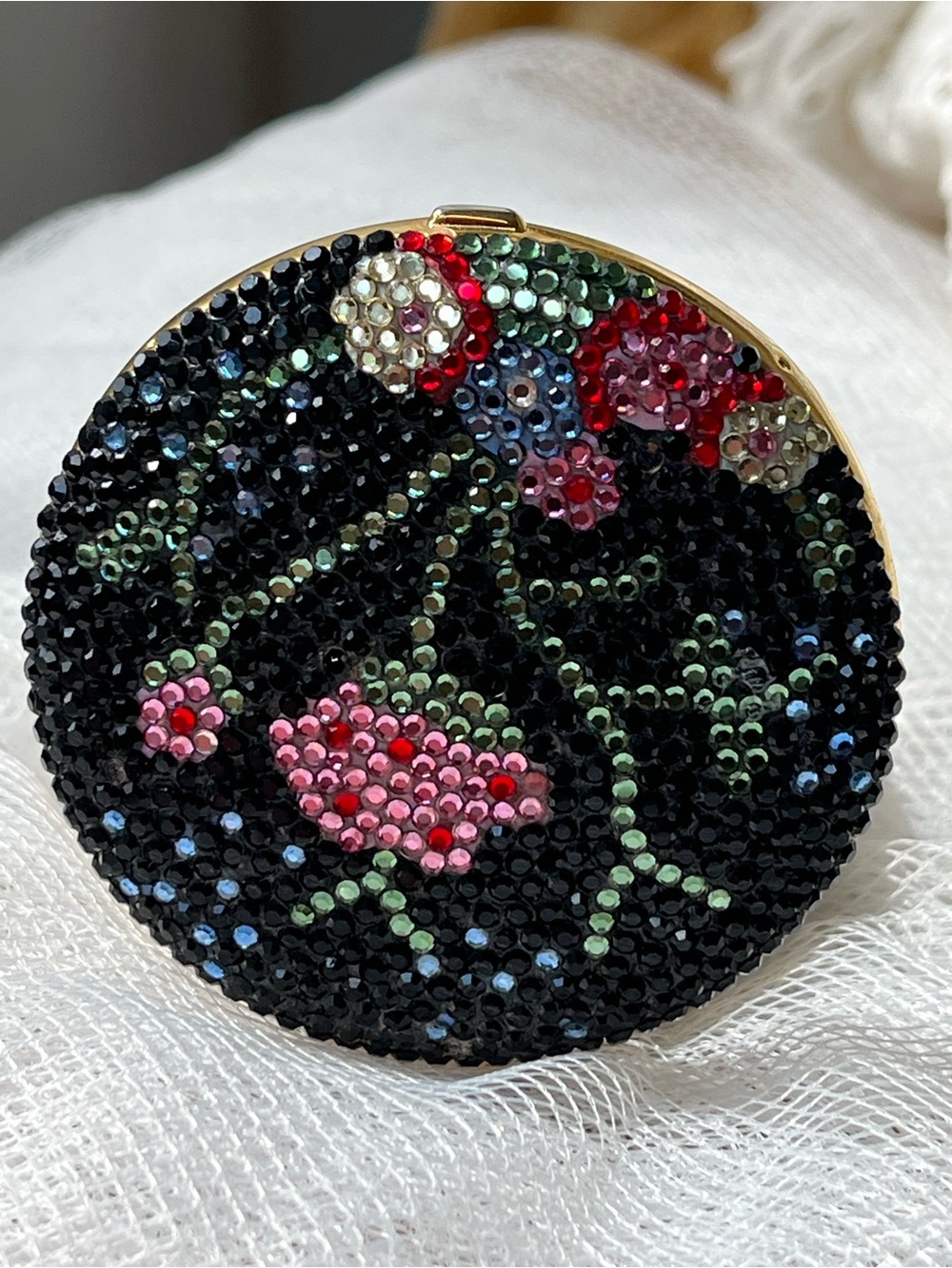 Judith Leiber ✨⭐️💐Vintage Floral Crystal ✨ Compact, EUC - Picture 6 of 16